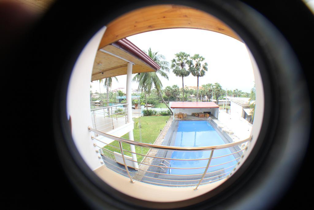 Bluewater Beach Resort Trincomalee Room photo